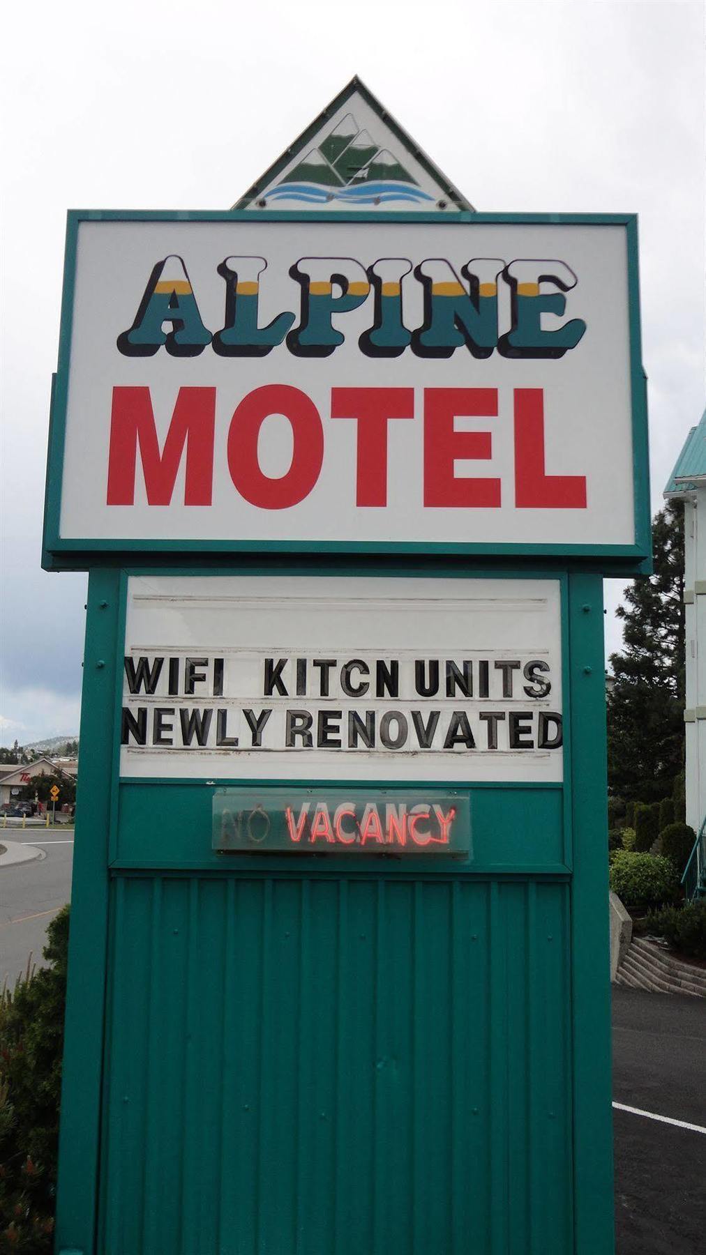 Alpine Motel Камлупс Экстерьер фото